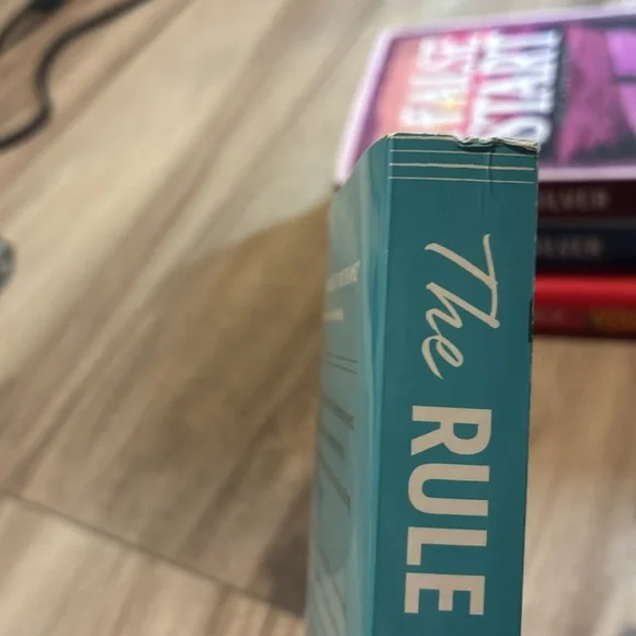 Romance book bundle - Picture 3 of 4